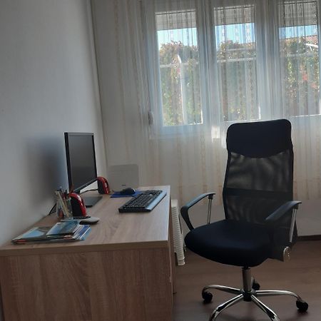 Sunny Daire Sukošan Dış mekan fotoğraf
